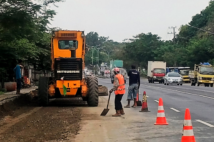 Proyek Pelebaran Jalur Pantura Dipercepat