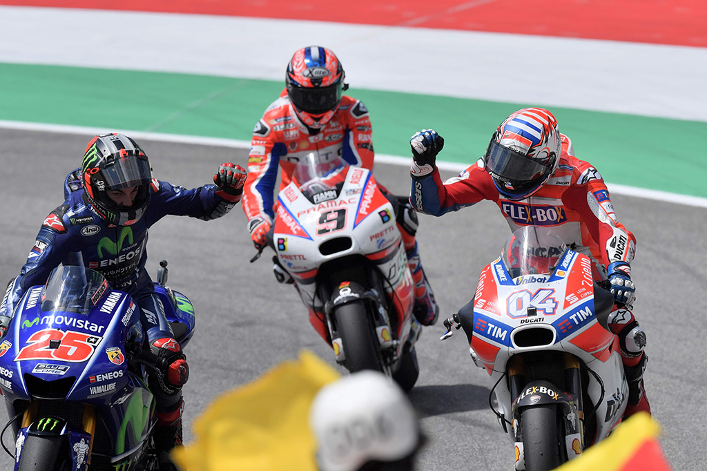 DesmoDovi diikuti oleh pembalap Movistar Yamaha MotoGP, Maverick Vinales di posisi kedua dan pembalap Octo Pramac Racing, Danilo Petrucci di possi ketiga.