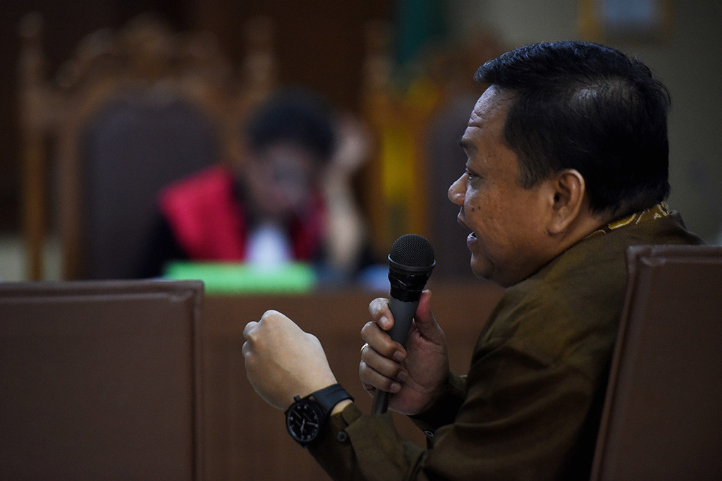 Menurut Eko, permintaan dan penerimaan uang tersebut atas perintah dan sepengetahuan Kepala Bakamla Laksamana Madya Arie Soedewo.