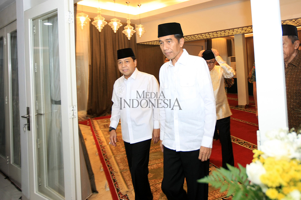 Jokowi Buka Bersama di Rumah Ketua DPR