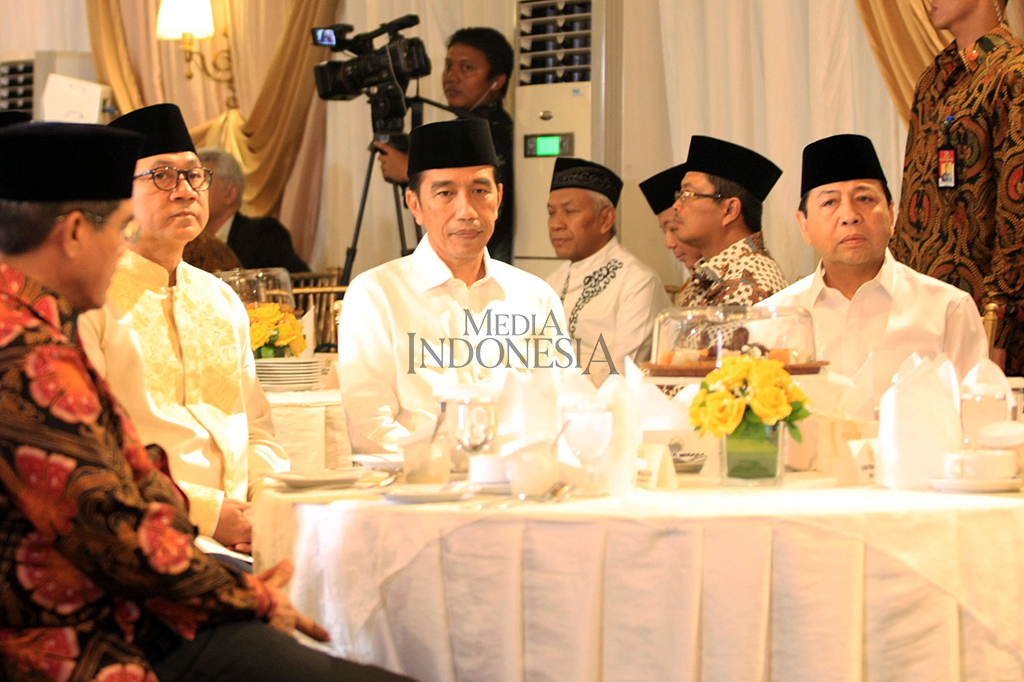 Jokowi Buka Bersama di Rumah Ketua DPR