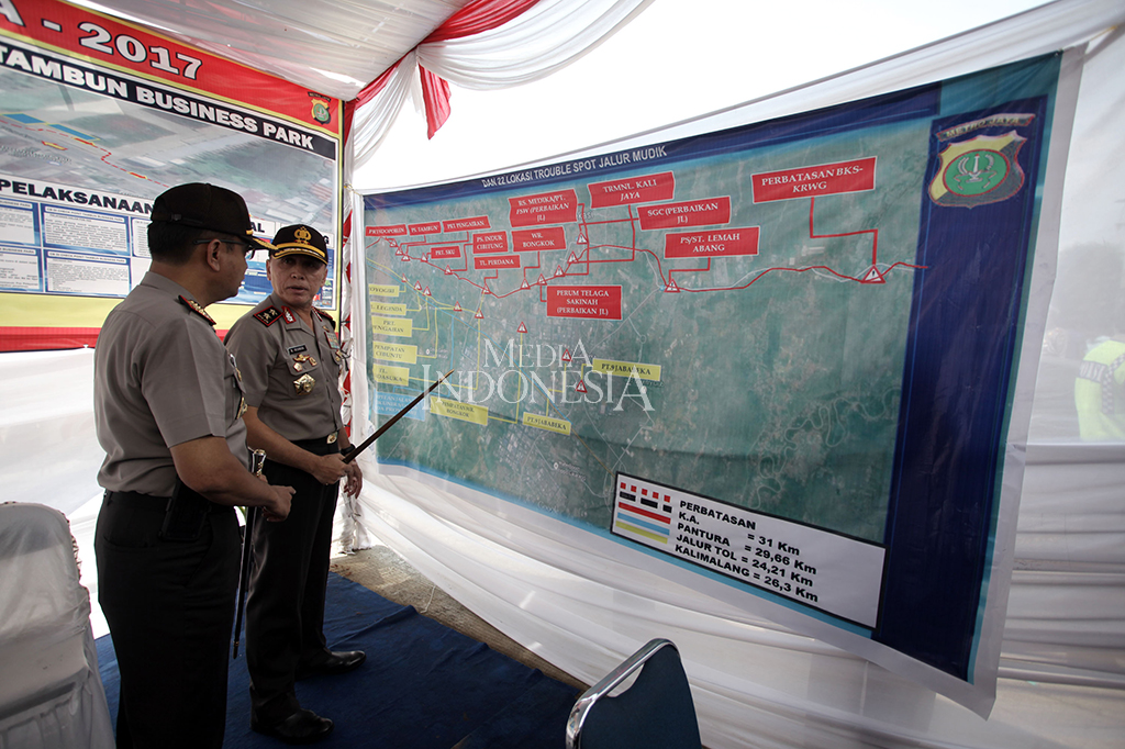 Jalur Becakayu merupakan rute alternatif bagi pemudik ke arah Jawa, selain menggunakan Tol Jakarta-Cikampek.