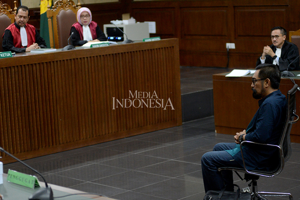 Jaksa juga menolak memberikan status saksi pelaku yang bekerja sama dengan penegak hukum atau justice collaborator (JC) kepada Choel. 