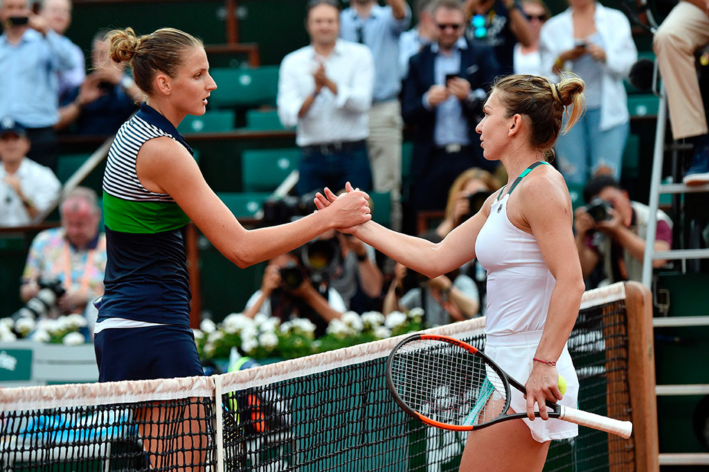 Halep selanjutnya akan menghadapi Jelena Ostapenko yang di pertandingan sebelumnya mengalahkan Timea Bacsinszky, 7-6(4), 3-6, 6-3.