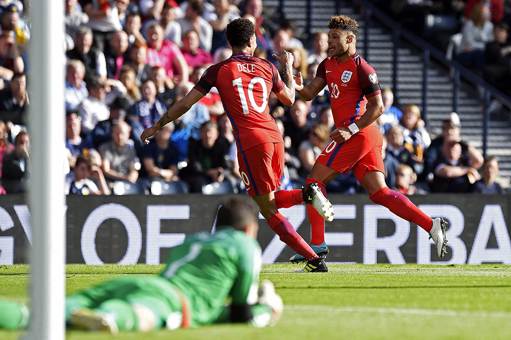 Pada laga yang digelar di Hampton Park, Glasgow, Minggu (11/6/2017) dini hari WIB, Inggris unggul terlebih dahulu lewat Alex-Oxlade Chamberlain pada menit ke-70.
