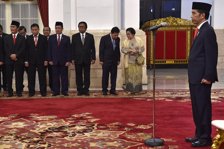 Ada beberapa tokoh yang hadir dalam pelantikan anggota DKPP diantaranya di antaranya Ketua DKPP periode 2012-2017, Jimly Asshiddiqie, Menteri Dalam Negeri Tjahjo Kumolo, Megawati Soekarnoputri, Setya Novanto dan Oesman Sapta Odang.