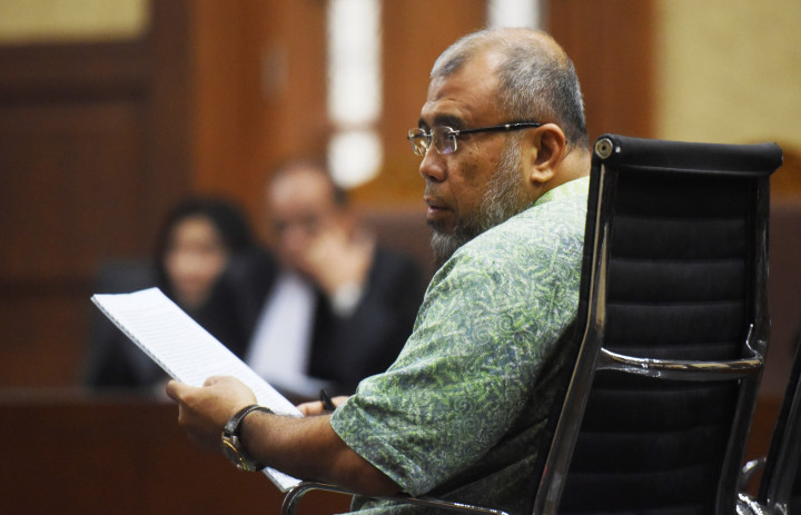 Terungkapnya suap yang dilakukan Patrialis Akbar ini merupakan pukulan ke dua terhadap MK setelah suap terhadap Akil Muchtar dalam kasus sengketa hasil pilkada. 