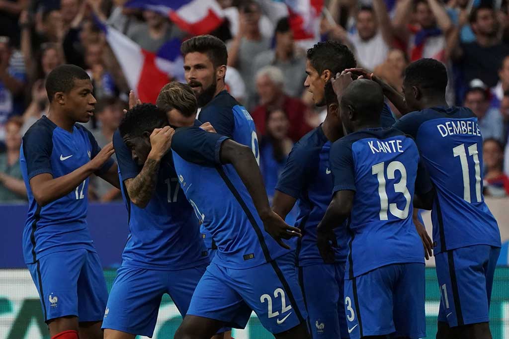 Menit ke-22 Prancis berhasil menyamakan kedudukan lewat Samuel Umtiti.