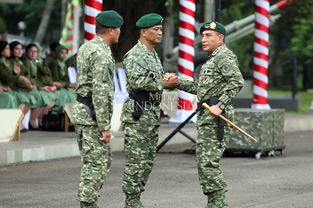 Mayjen TNI Ainurrahman resmi menjabat sebagai Panglima Divisi Infanteri 1 Kostrad.