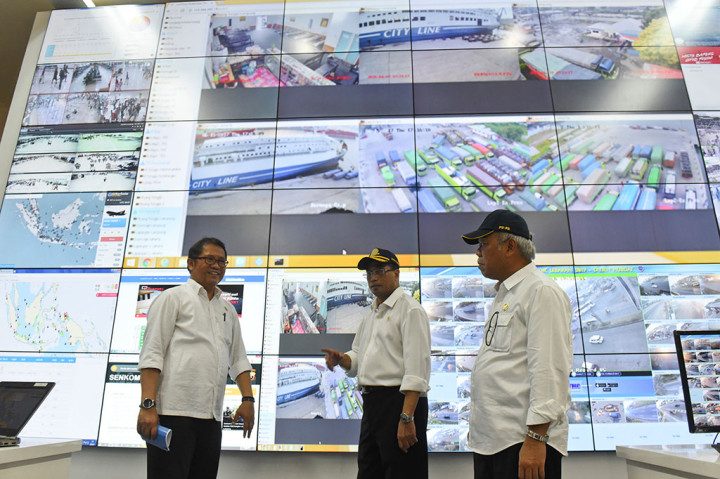 Aplikasi Ayo Mudik memberikan ketersediaan informasi mengenai jalur mudik, fasilitas yang ada di sepanjang jalur mudik serta informasi titik kemacetan yang berpotensi memperpanjang durasi perjalanan mudik.