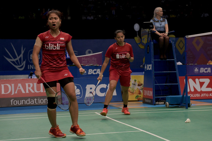 Langkah kedua wakil Indonesia tersebut, diikuti juga oleh pasangan ganda putri Anggia Shitta Awanda/Ni Ketut Mahadewi Istarani yang menang atas duet Thailand Puttita Supajirakul/Sapsiree Taerattanachai 13-21, 21-19, 21-11.