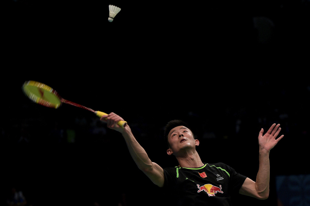 Berbagai kejutan terjadi di hari keempat babak eliminasi ini, di antaranya adalah tumbangnya Chen Long setelah dikalahkan pemain India Prannoy Haseena Sunil Kumar 18-21, 21-16, 19-21 selama 75 menit waktu pertandingan.