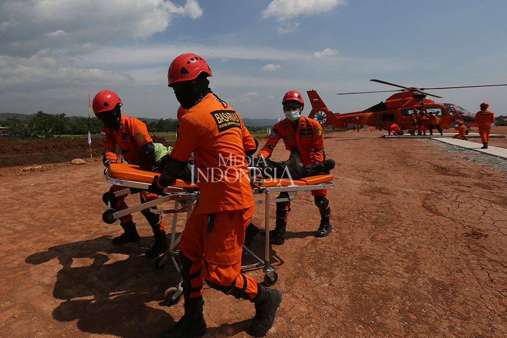 Simulasi tersebut digelar untuk mengantisipasi terjadinya kemacetan parah seperti arus mudik sebelumnya, yang kerap kali terjadi si pemudik mengalami gangguan kesehatan.