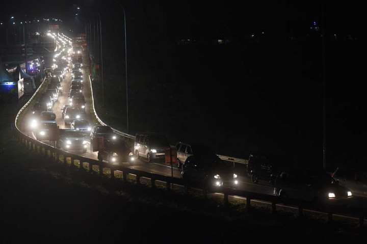 Tol Fungsional Ditutup, Brexit Macet