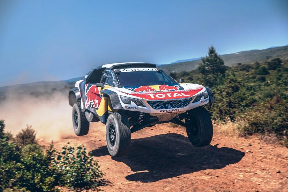 Peugeout 3008DKR Maxi juga akan diterjunkan dalam Reli Dakar 2018. 