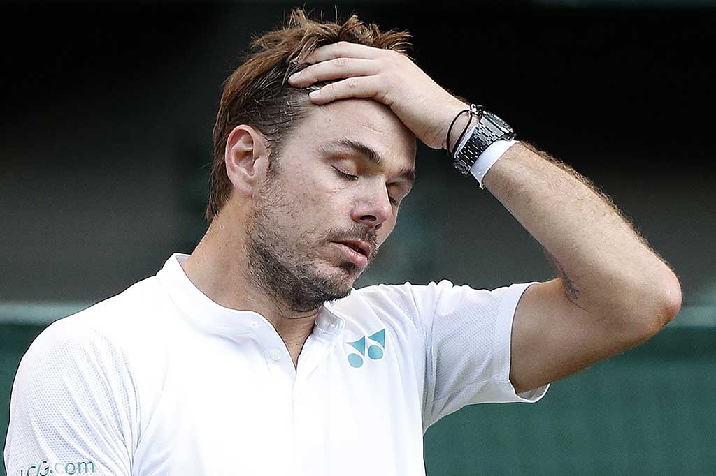 Wawrinka menjadi petenis peringkat lima besar pertama yang tersingkir dari Wimbledon.