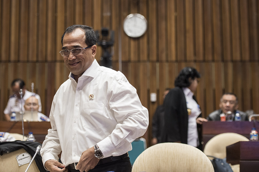 Dalam rapat kerja tersebut membahas evaluasi pelaksanaan arus mudik 2017 dan RKP RAPBN tahun anggaran 2018.