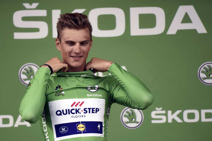 Kittel mengenakan jersey hijau setelah menjadi raja sprinter di tahapan 10 TdF.