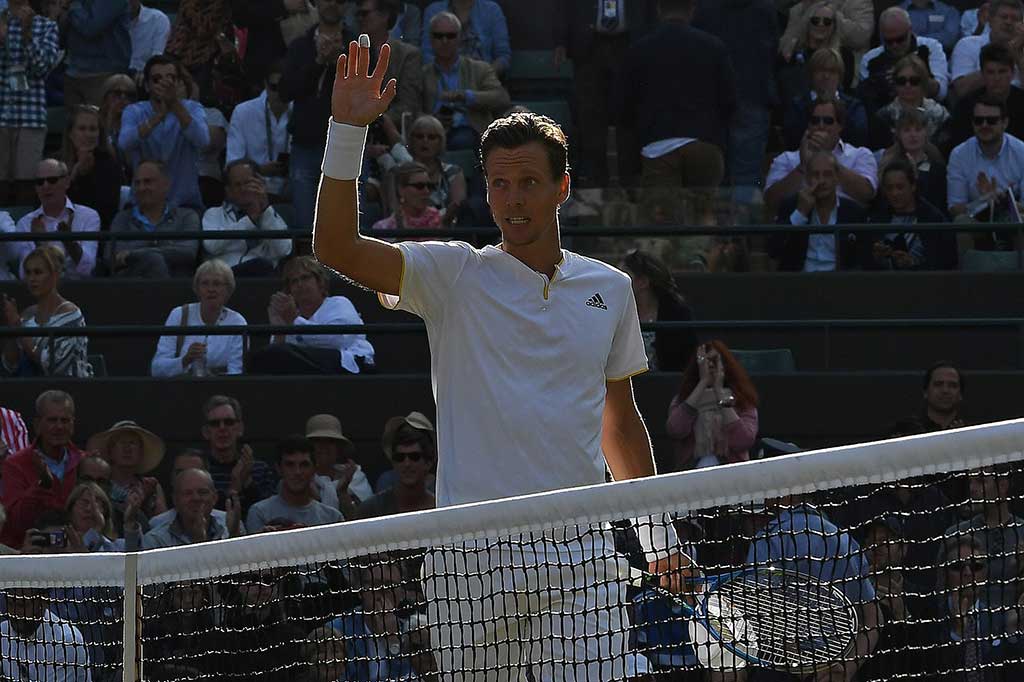 Sementara itu hasil ini membuat Berdych (31) mencapai semifinal untuk tahun kedua. Petenis Ceko itu juga mematahkan rentetan 12 kekalahan melawan Djokovic. Berdych hanya menang sebanyak dua kali dari 27 pertandingan melawan Djokovic.  AFP/Glyn Kirk