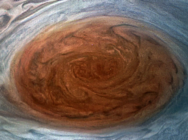 Great Red Spot itulah yang badai yang sedang berlangsung. Foto ini disebarkan NASA ke media massa pada pada Kamis 12 Juli 2017. 