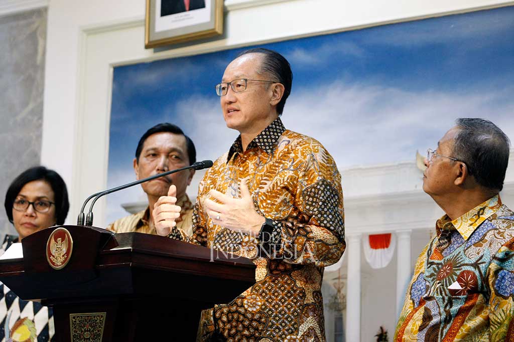 Yong Kim dalam konferensi pers usai pertemuan, mengatakan bahwa alasan kunjungannya tersebut karena Indonesia dan Presiden Jokowi memiliki cita-cita besar bagi negara dan rakyat. 