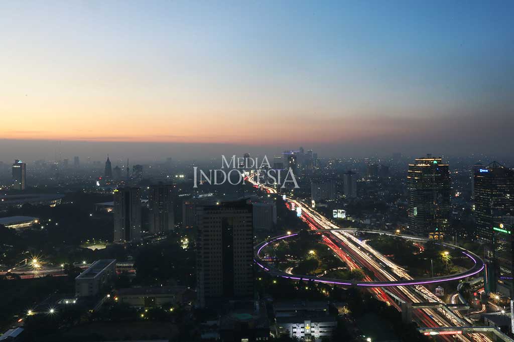 Keindahan Lampu Simpang Susun Semanggi