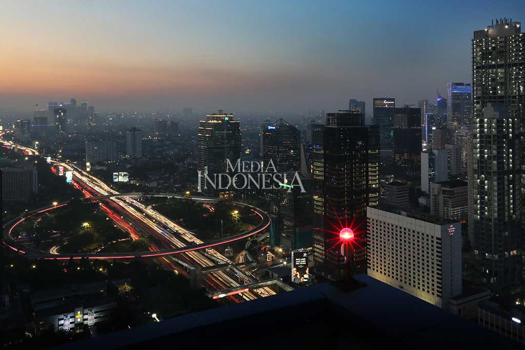 Keindahan Lampu Simpang Susun Semanggi