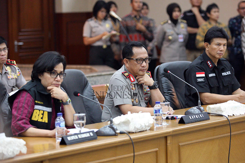 Usai menangkap keduanya, polisi sampai saat ini masih terus melakukan pengembangan untuk mengejar pelaku lainnya.
