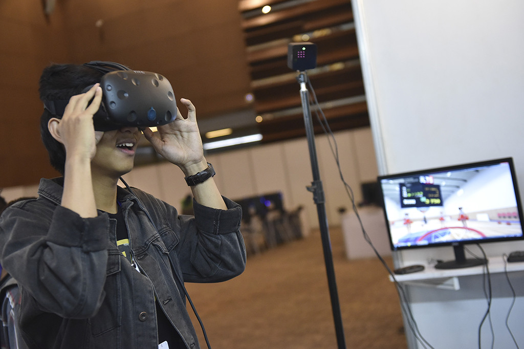 Pameran yang menampilkan berbagai produk elektronik portabel, komputer dan aksesorisnya serta game tersebut berlangsung 3-5 Agustus 2017.
