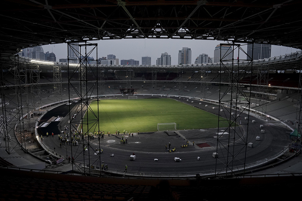 Menpora mengatakan fasilitas di Stadion Utama GBK, seperti lampu, pengeras suara, kursi, dan panel listrik tenaga matahari sehingga multifungsi dan tidak hanya diperuntukkan sebagai stadion sepak bola ataupun atletik. 