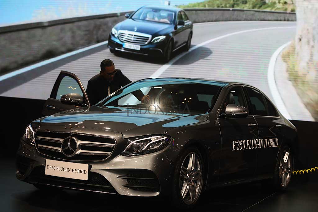 Mercedes Benz E 350 Plug-In Hybrid.
