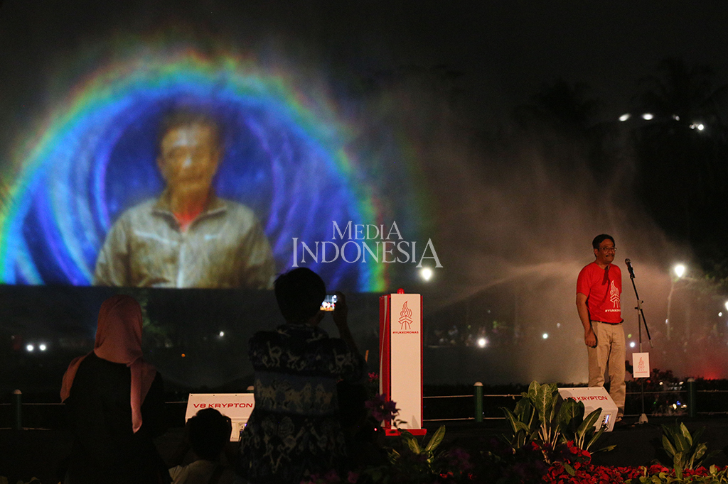 Dalam sambutannya Djarot mengharapkan agar peresmian Monas Jakarta Fountain juga harus dibarengi dengan semangat untuk mensyukuri perjuangan para pahlawan dengan cara merawat fasilitas umum yang sudah dibangun oleh Pemprov DKI Jakarta.