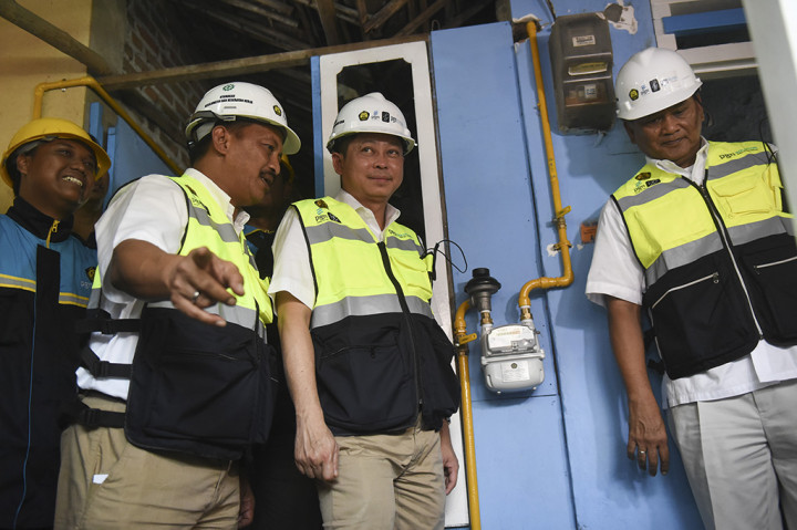 Dia berharap, konversi energi ke gas bumi ini mampu menghemat pengeluaran rumah tangga untuk belanja elpiji tabung 3 Kg. 