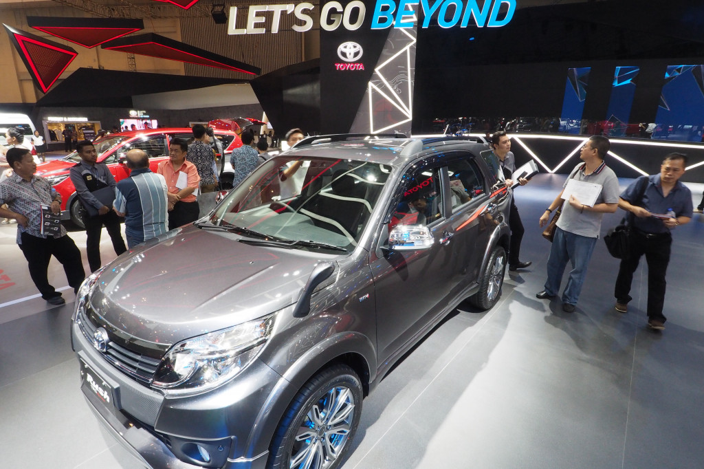 Finishing cat jauh lebih baik,  aura mewah sekaligus gagah berwibawa lebih terpancar, Rush tak berkonde ini hanya display khusus GIIAS 2017 untuk memancing tanggapan masyarakat alias tidak untuk dijual.