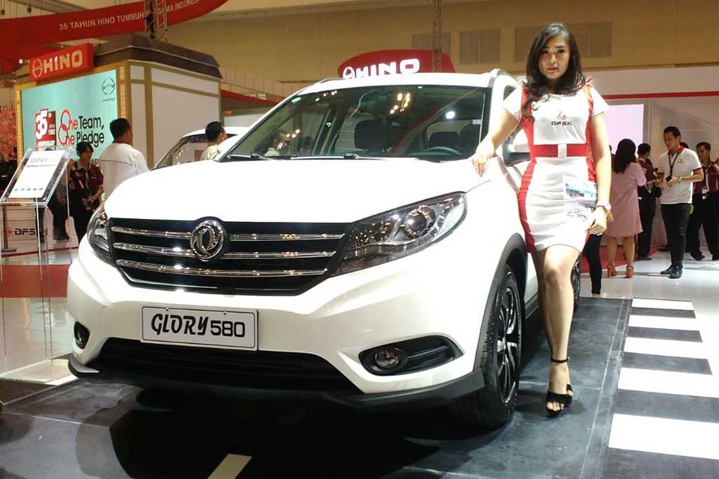 Glory 580 memiliki dimensi terbesar dari jenis produk SUV.  Mobil ini dihadirkan untuk menyaingi Honda CR-V dan Nissan X-Trail.