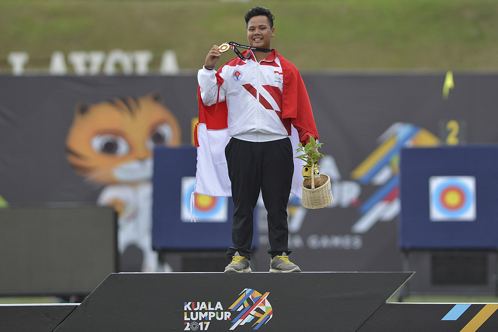 Prima mengalahkan wakil Malaysia, Mohd Juwaidi Mazuki, dengan skor 145-144.