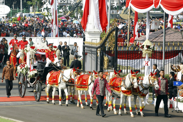 Budaya kirab ini sudah dimulai sejak tahun lalu dan diteruskan pada tahun ini.