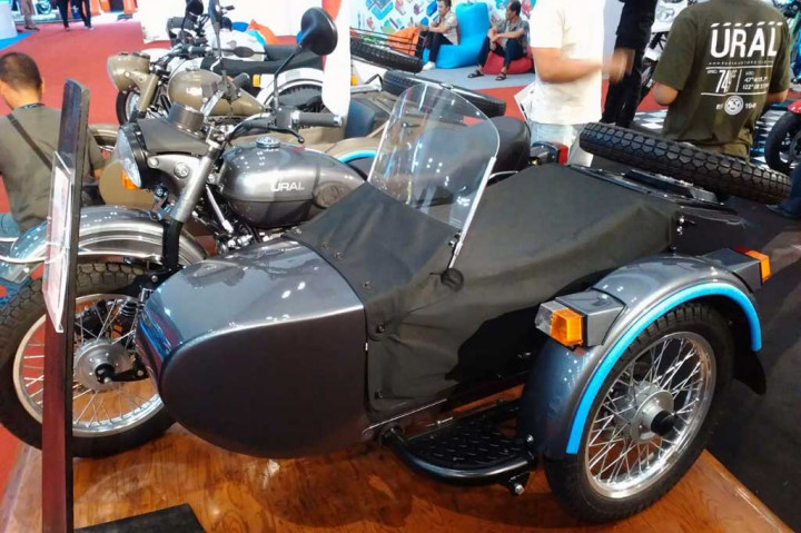 Distributor PT Hobby Motor Indonesia menawarkan empat model Ural yakni cT, M70, Patrol dan Gear Up. Keempat model tersebut hanya dibedakan aksesori yang digunakan. 