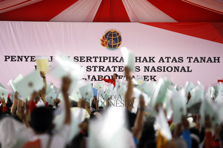 Pada acara ini, pemerintah melalui Kementerian ATR/BPN menyerahkan 7500 sertifikat tanah se-Jabodetabek, termasuk sertifikat tanah Balai Kota DKI Jakarta yang dihadiri 7200 penerima sertifikat. MI/PANCA SYURKANI