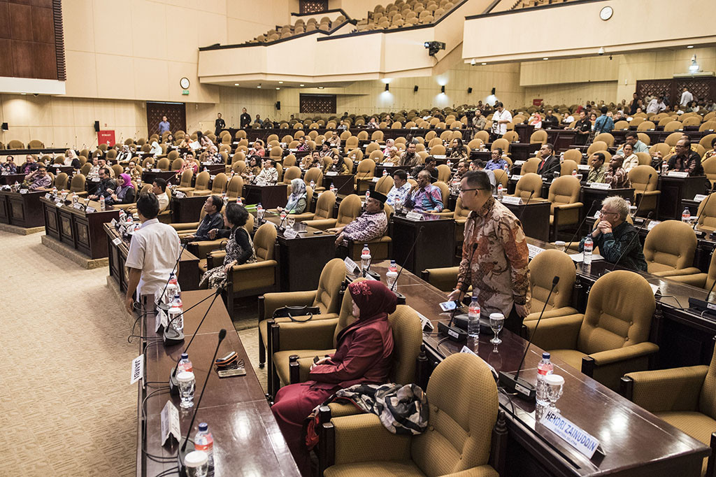 Suasana Sidang penetapan Pimpinan alat kelengkapan DPD di Kompleks Parlemen, Senayan, Jakarta