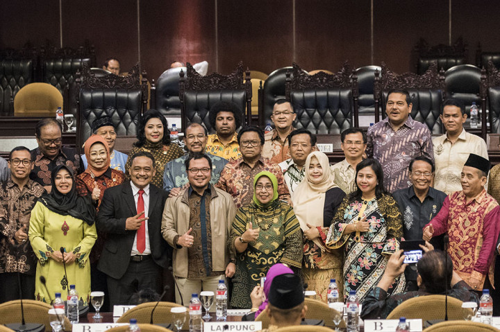 Intsiawati Ayus terpilih untuk memimpin rapat pleno membahas agenda-agenda DPD yang akan dirapatkan selama setahun ke depan.