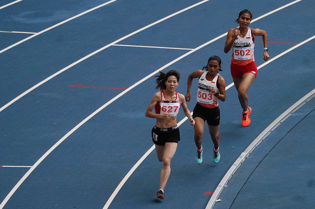 Pelari putri Indonesia Triyaningsih kembali menyumbang medali bagi kontingen Indonesia pada SEA Games 2017.
