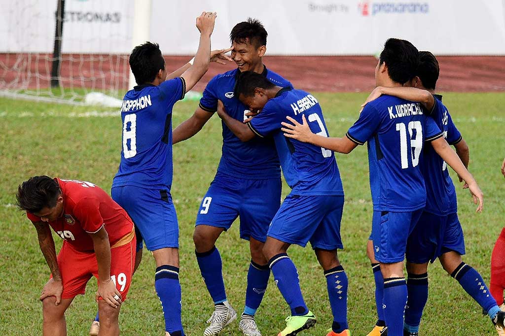 Timnas Thailand secara dramatis melaju ke babak final sepak bola SEA Games setelah mengalahkan Myanmar 1-0, di Stadion Selayang, Kuala Lumpur, Sabtu (26/8/2017). Gol dicetak Chenrop Samphaodi pada injury time babak kedua.