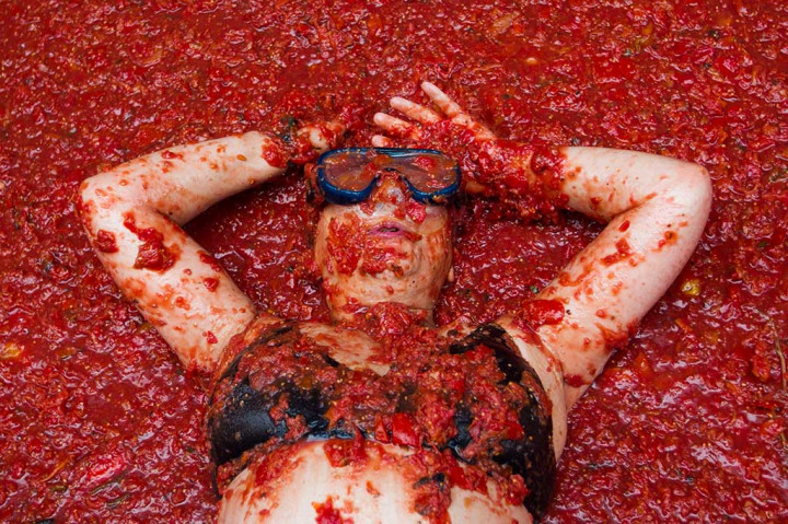 Karena popularitasnya, Tomatina telah mengilhami perayaan serupa di Kolombia, Kosta Rika, Cile dan AS.