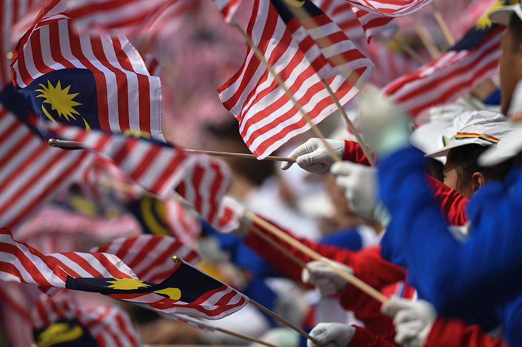 Kerajaan Inggris memberi kemerdekaan kepada Malaysia pada 31 Agustus 1957. Sejak saat itu warga Malaysia menandai tanggal tersebut sebagai hari kemerdekaan mereka. 