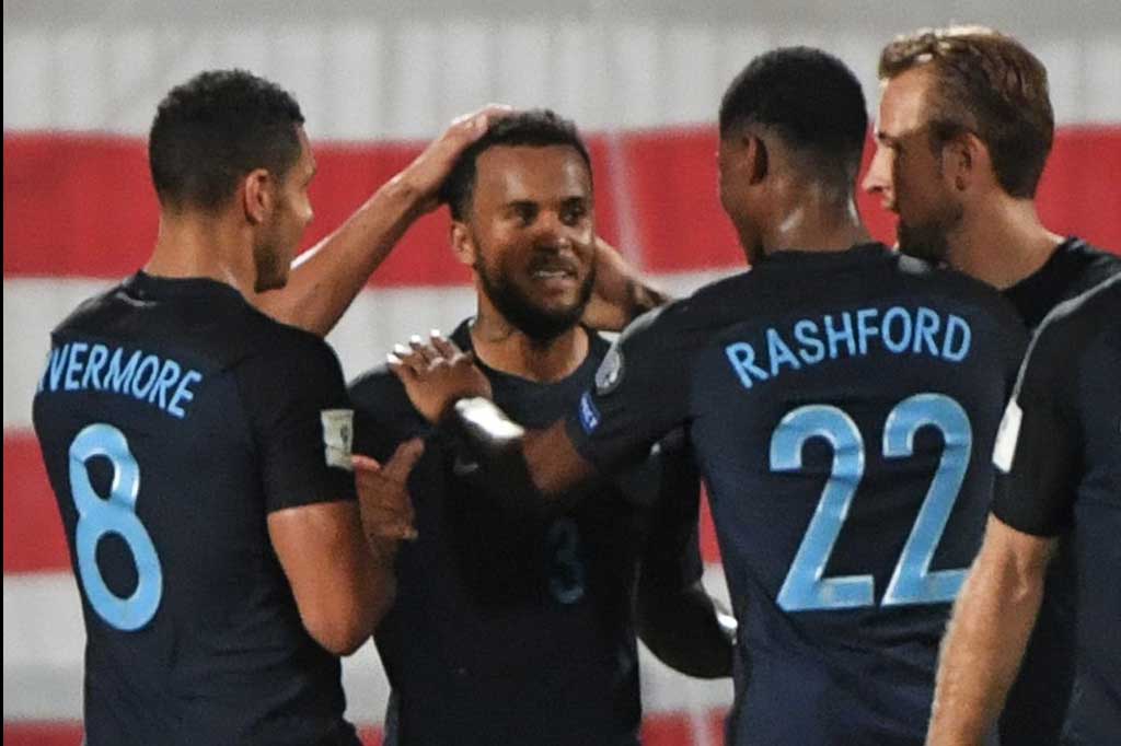 Tembakan keras Ryan Bertrand dari luar kotak penalti menggandakan keunggulan Inggris empat menit menjelang bubaran.