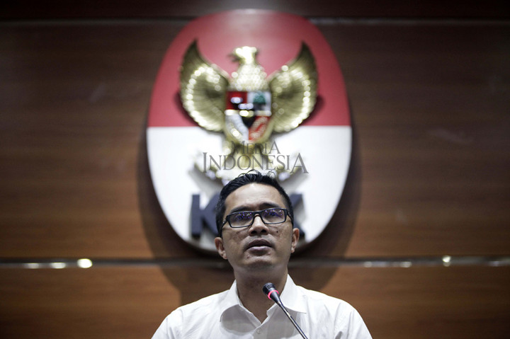 Juru Bicara KPK Febri Diansyah mengatakan, keduanya ditetapkan sebagai tersangka TPPU setelah KPK menemukan bukti baru dalam penyidikan kasus suap opini WTP yang diduga melibatkan kedua tersangka.