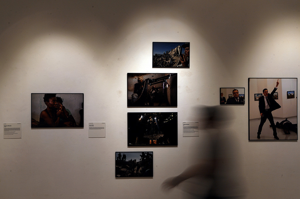 Pameran yang menampilkan foto-foto dari pemenang World Press Photo pada 2016 tersebut berlangsung dari enam hingga 28 September 2017.