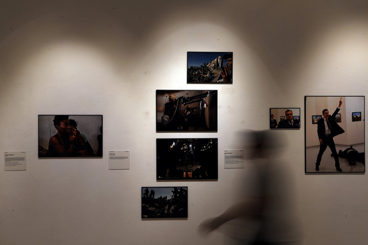 Pameran yang menampilkan foto-foto dari pemenang World Press Photo pada 2016 tersebut berlangsung dari enam hingga 28 September 2017.