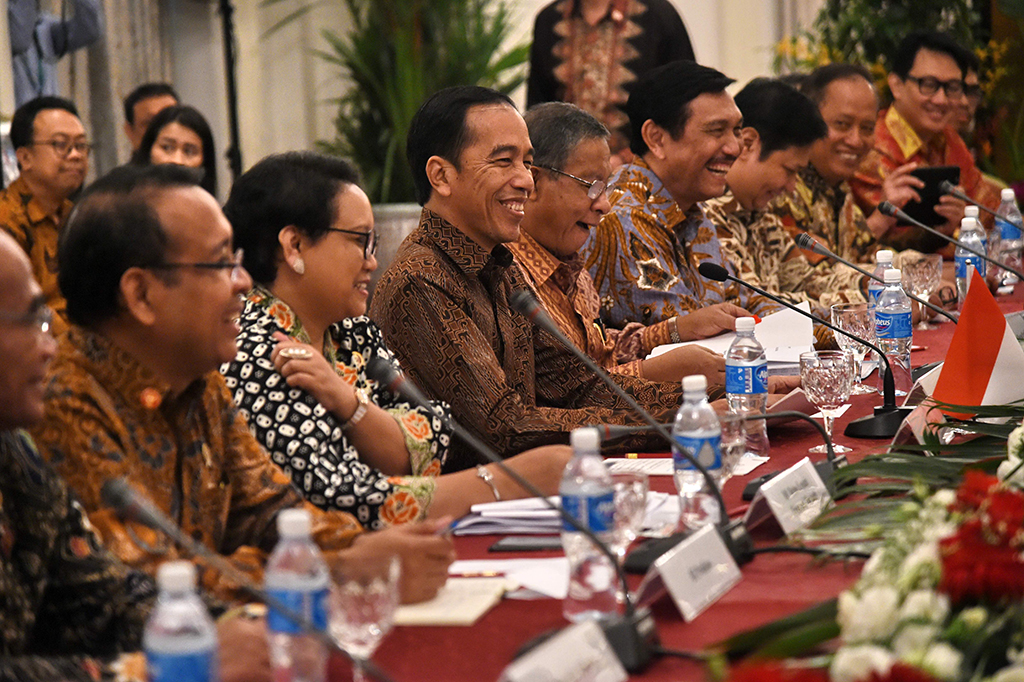 Pertemuan tersebut kemudian akan diakhiri jamuan santap siang bersama. 